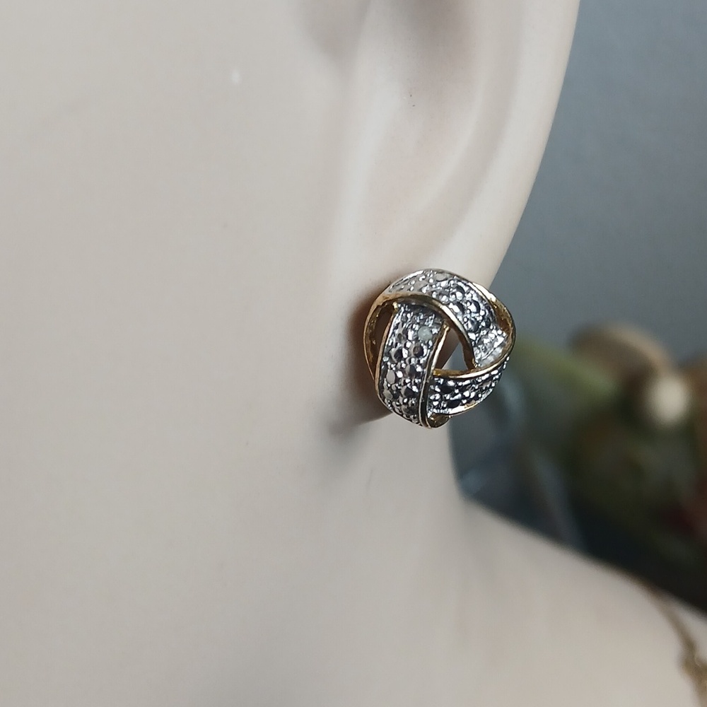 Sterling Silver And Gold Love Knot Earrings Quality! Shimmery GLAMOROUS